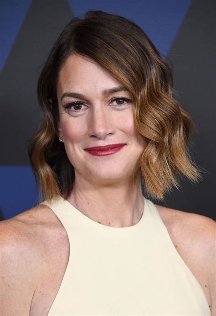 Gillian Flynn