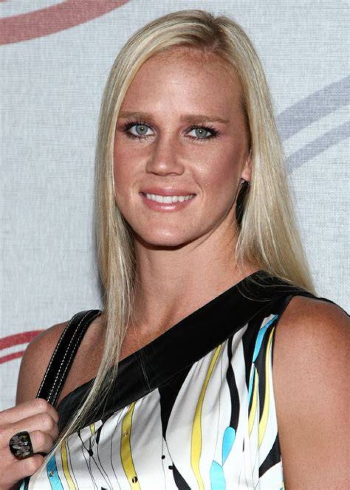 Holly Holm Bio, Husband, Net Worth, Height, Weight and Body Measurements Holly Holm Career