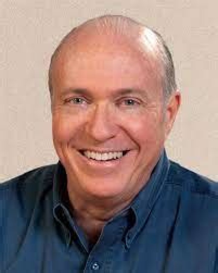 Robert E. Griswold - Net Worth, Age, Height, Birthday, Bio, Wiki!