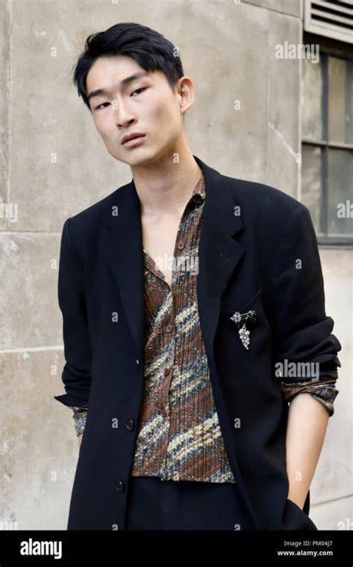 Sang Woo Kim