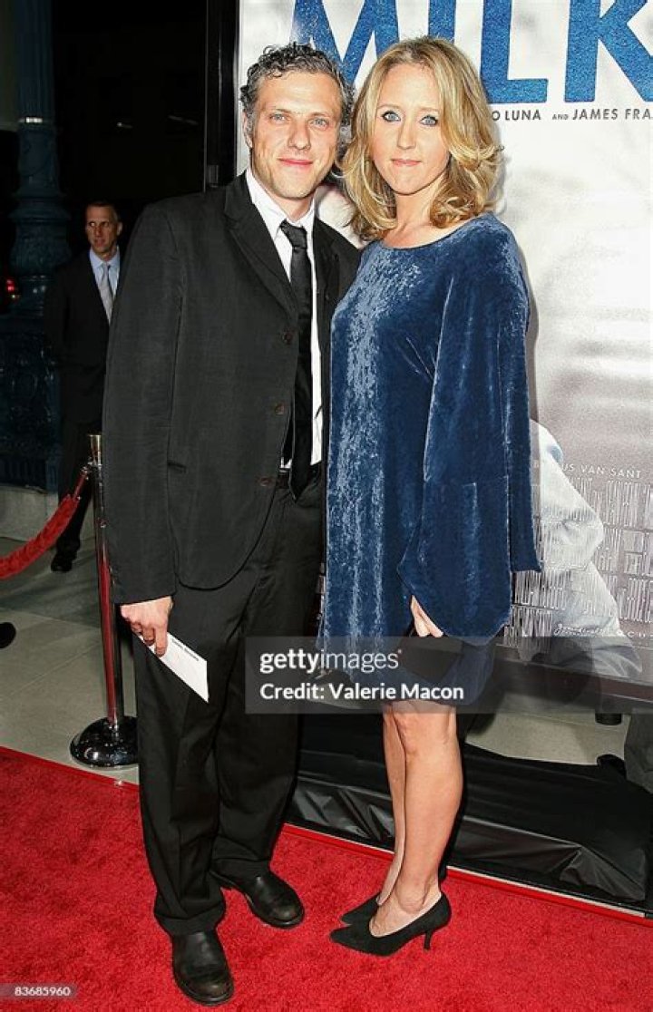 Steven Lubensky, Brooke Smith's Husband
