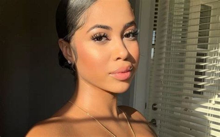 Yasmine Lopez